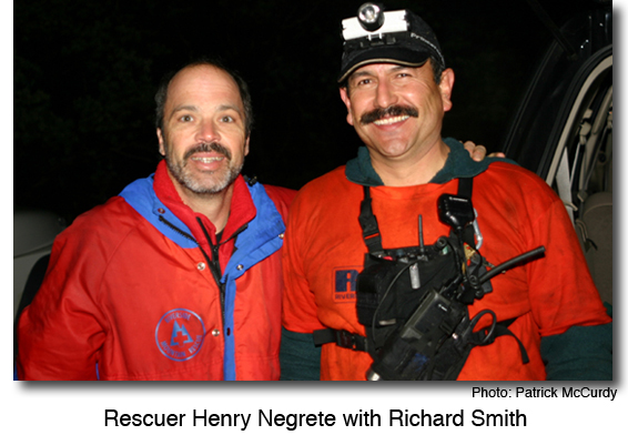 Rescuer Henry Negrete with Richard Smith (Photo by Patrick McCurdy)